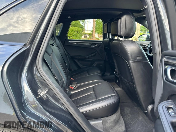 2017 Porsche Macan GTS with VIN WP1AG2A58HLB56625, listed as a Copart auction lot 56783115 with 100,933 mi miles and Clean Title. Bid and sale history available at DreamBid. Image 6.