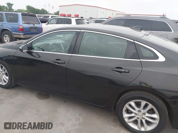 2018 Chevrolet Malibu LT z VIN 1G1ZD5ST9JF247136, wystawiony jako IAAI lot #41953151 z przebiegiem 161 007 mil mil oraz . Historia ofert i sprzedaży dostępna na DreamBid. Obrazek 14.