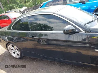 2011 BMW 3 Series 328i z VIN WBADW7C56BE544585, wystawiony jako IAAI lot #42233106 z przebiegiem Nie podano mil oraz . Historia ofert i sprzedaży dostępna na DreamBid. Obrazek 12.