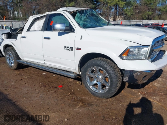 2017 Ram 1500 Laramie z VIN 1C6RR6NT4HS623048, wystawiony jako IAAI lot #41227009 z przebiegiem 124 457 mil mil oraz . Historia ofert i sprzedaży dostępna na DreamBid. Obrazek 1.