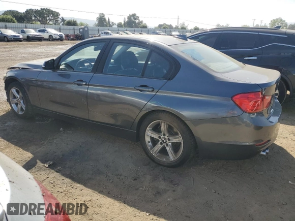 2013 BMW 3 Series 328i с VIN WBA3C1C58DF443921, выставлен на аукционе Copart как лот 52677255 с пробегом 86 949 миль миль и Списание • Salvage title. История ставок и продаж доступна на DreamBid. Изображение 2.