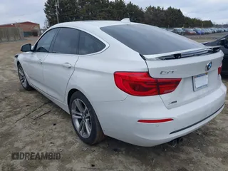 2019 BMW 3 Series 330i xDrive with VIN WBA8Z9C5XKB220819, listed as a IAAI auction lot 41619909 with 46,587 mi miles and . Bid and sale history available at carsss.com. Image 3.