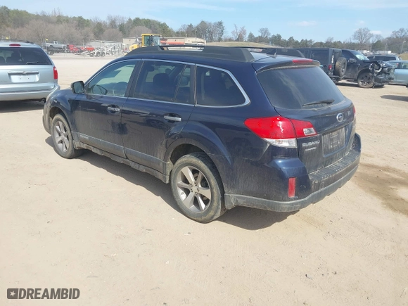 2014 Subaru Outback 2.5i Limited with VIN 4S4BRCPC3E3243402, listed as a IAAI auction lot 41629916 with 202,288 mi miles. Bid and sale history available at carsss.com. Image 3.