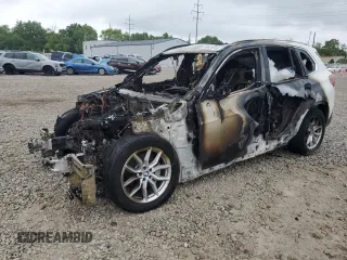 2019 BMW X5 xDrive40i z VIN 5UXCR6C51KLL26404, wystawiony jako Copart lot #58626355 z przebiegiem Nie podano mil oraz Nie do naprawy • Non repairable. Historia ofert i sprzedaży dostępna na DreamBid. Obrazek 1.