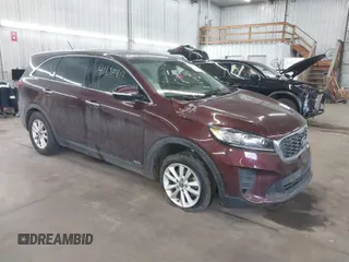 2019 Kia Sorento S V6 with VIN 5XYPGDA56KG483373, listed as a IAAI auction lot 41680817 with 91,970 mi miles. Bid and sale history available at carsss.com. Image 1.