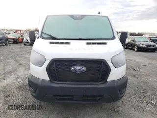 2022 Ford Transit Cargo with VIN 1FTYE1Y82NKA32948, listed as a Copart auction lot 77565844 with 133,959 mi miles and Salvage title. Bid and sale history available at DreamBid. Image 5.