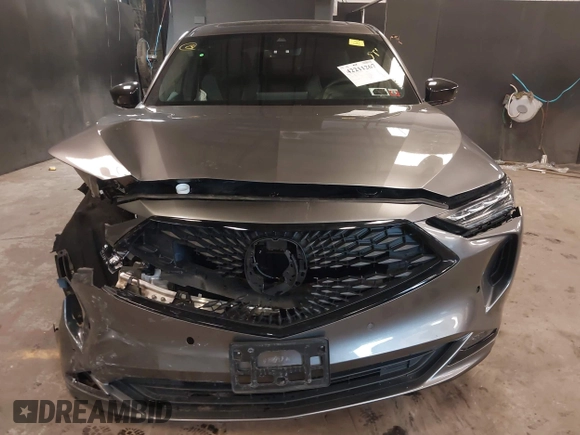 2024 Acura MDX w/A-Spec Package with VIN 5J8YE1H08RL001585, listed as a IAAI auction lot 42211267 with 14,307 mi miles and . Bid and sale history available at DreamBid. Image 12.