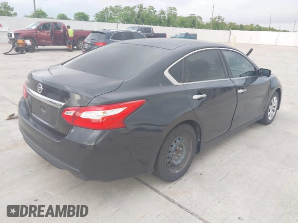 2016 Nissan Altima S with VIN 1N4AL3APXGN321667, listed as a IAAI auction lot 42163234 with 133,396 mi miles and . Bid and sale history available at carsss.com. Image 4.