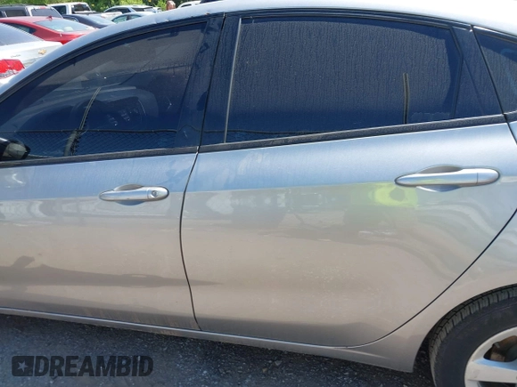 2015 Dodge Dart SXT z VIN 1C3CDFBB3FD212285, wystawiony jako IAAI lot #42231934 z przebiegiem 123 696 mil mil oraz . Historia ofert i sprzedaży dostępna na DreamBid. Obrazek 14.