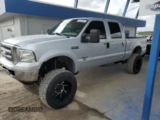 2006 Ford F-250 XL z VIN 1FTSW21P46EC70648, wystawiony jako Copart lot #65358885 z przebiegiem 209 169 mil mil oraz Szkoda całkowita • Salvage title. Historia ofert i sprzedaży dostępna na DreamBid. Obrazek 1.