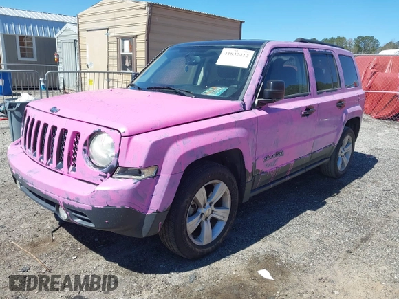 2014 Jeep Patriot Latitude with VIN 1C4NJPFBXED737646, listed as a IAAI auction lot 41832412 with 130,000 mi miles and . Bid and sale history available at carsss.com. Image 6.