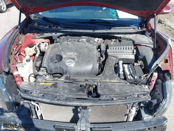 2010 Nissan Maxima 3.5 SV w/Sport Pkg with VIN 1N4AA5AP5AC843448, listed as a IAAI auction lot 41696370 with 186,984 mi miles. Bid and sale history available at carsss.com. Image 10.