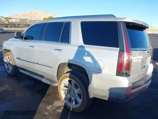 2019 Cadillac Escalade Luxury with VIN 1GYS4BKJ7KR273167, listed as a IAAI auction lot 41206905 with 81,216 mi miles. Bid and sale history available at carsss.com. Image 3.