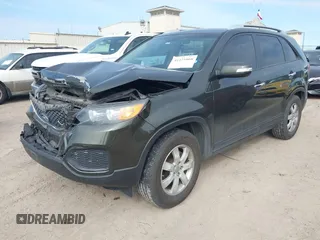 2013 Kia Sorento LX with VIN 5XYKT4A27DG317779, listed as a IAAI auction lot 41321068 with 155,648 mi miles. Bid and sale history available at carsss.com. Image 18.