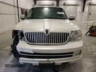 2006 Lincoln Navigator Luxury with VIN 5LMFU28586LJ18307, listed as a Copart auction lot 80278524 with 194,693 mi miles and Salvage Title. Bid and sale history available at carsss.com. Image 5.
