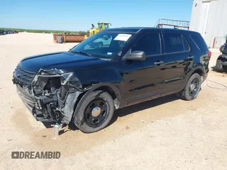 2017 Ford Police Interceptor Utility z VIN 1FM5K8ATXHGE30575, wystawiony jako IAAI lot #42070293 z przebiegiem 99 712 mil mil oraz . Historia ofert i sprzedaży dostępna na DreamBid. Obrazek 19.