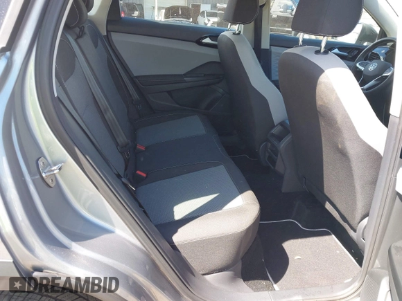 2024 Volkswagen Taos S с VIN 3VV5X7B23RM062187, выставлен на аукционе IAAI как лот 41681986 с пробегом 9 170 миль миль и . История ставок и продаж доступна на DreamBid. Изображение 8.