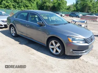 2015 Volkswagen Passat SE с VIN 1VWBT7A31FC023874, выставлен на аукционе IAAI как лот 42251854 с пробегом 150 298 миль миль и . История ставок и продаж доступна на DreamBid. Изображение 1.