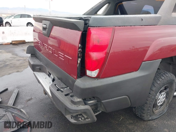 2004 Chevrolet Avalanche Z66 z VIN 3GNEC12T64G289291, wystawiony jako IAAI lot #41187923 z przebiegiem Nie podano mil oraz . Historia ofert i sprzedaży dostępna na DreamBid. Obrazek 13.