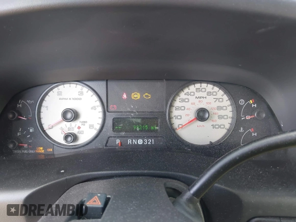 2007 Ford F-250 XL z VIN 1FTSX21P07EA97175, wystawiony jako IAAI lot #41477628 z przebiegiem 99 215 mil mil oraz . Historia ofert i sprzedaży dostępna na DreamBid. Obrazek 7.