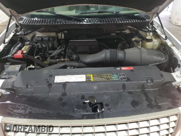 2005 Ford Expedition Eddie Bauer with VIN 1FMFU18515LA36303, listed as a Copart auction lot 58073205 with 155,586 mi miles and Clean title. Bid and sale history available at DreamBid. Image 12.