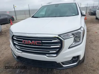 2024 GMC Terrain SLT с VIN 3GKALPEG9RL137761, выставлен на аукционе IAAI как лот 41514019 с пробегом 34 159 миль миль и . История ставок и продаж доступна на DreamBid. Изображение 12.