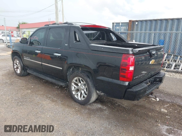 2012 Chevrolet Avalanche LTZ with VIN 3GNTKGE79CG182469, listed as a IAAI auction lot 42679724 with 306,624 mi miles and . Bid and sale history available at DreamBid. Image 3.