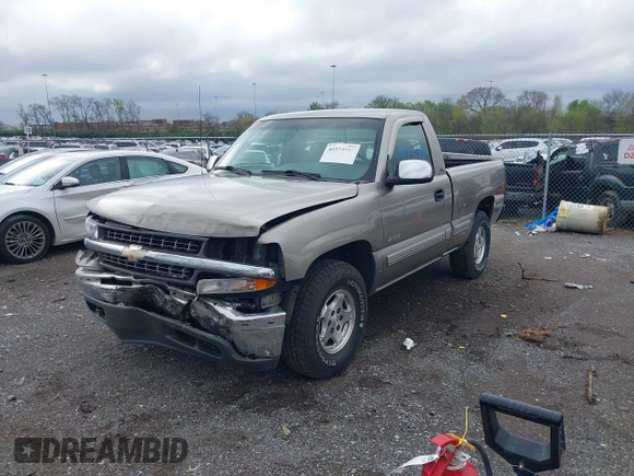 1999 Chevrolet Silverado 1500 LS with VIN 1GCEK14T3XZ161362, listed as a IAAI auction lot 41973905 with 153,845 mi miles. Bid and sale history available at carsss.com. Image 2.