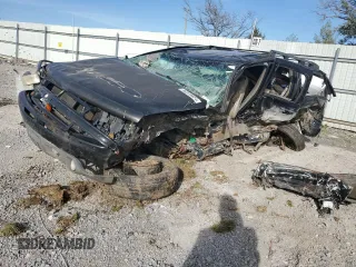 2002 Chevrolet Suburban Z71 with VIN 3GNFK16Z22G241578, listed as a Copart auction lot 45819924 with 0 mi miles and Non Repairable. Bid and sale history available at carsss.com. Image 1.