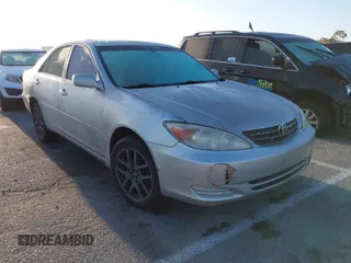 2004 Toyota Camry LE with VIN 4T1BE32K34U307084, listed as a IAAI auction lot 41960265 with 249,222 mi miles. Bid and sale history available at carsss.com. Image 1.