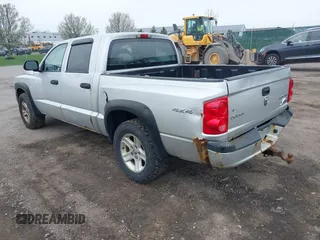 2011 Ram Dakota Bighorn/Lonestar with VIN 1D7RW3GK5BS601271, listed as a IAAI auction lot 42130126 with 225,570 mi miles. Bid and sale history available at carsss.com. Image 3.