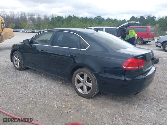 2013 Volkswagen Passat SE w/Sunroof with VIN 1VWBH7A31DC113637, listed as a IAAI auction lot 41854340 with 188,606 mi miles. Bid and sale history available at carsss.com. Image 3.