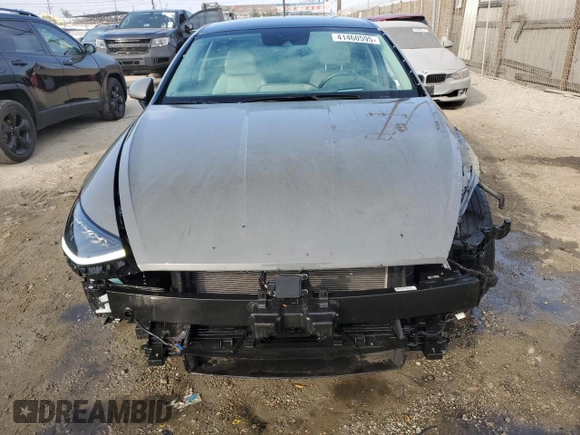 2020 Hyundai Sonata Hybrid Limited with VIN KMHL54JJ6LA010393, listed as a Copart auction lot 41460595 with 62,393 mi miles and Salvage Title. Bid and sale history available at carsss.com. Image 5.