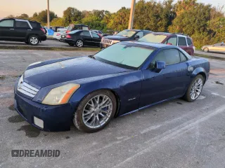 2004 Cadillac XLR z VIN 1G6YV34A945601993, wystawiony jako Copart lot #75136134 z przebiegiem Nie podano mil oraz Nie do naprawy. Historia ofert i sprzedaży dostępna na DreamBid. Obrazek 1.