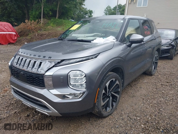 2022 Mitsubishi Outlander SE with VIN JA4J4UA8XNZ013789, listed as a IAAI auction lot 42572318 with 47,467 mi miles and . Bid and sale history available at DreamBid. Image 2.