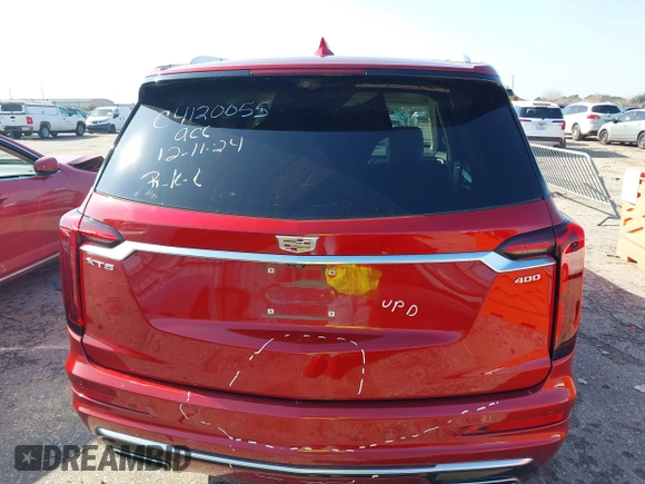 2021 Cadillac XT6 Premium Luxury z VIN 1GYKPCRS1MZ114854, wystawiony jako IAAI lot #41205686 z przebiegiem 27 347 mil mil oraz . Historia ofert i sprzedaży dostępna na DreamBid. Obrazek 16.