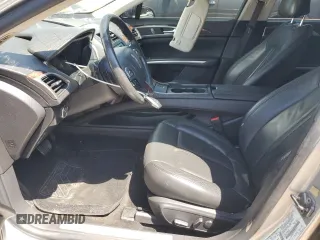 2013 Lincoln MKZ z VIN 3LN6L2GK6DR827247, wystawiony jako Copart lot #58029095 z przebiegiem 159 174 mil mil oraz Szkoda całkowita • Salvage title. Historia ofert i sprzedaży dostępna na DreamBid. Obrazek 7.