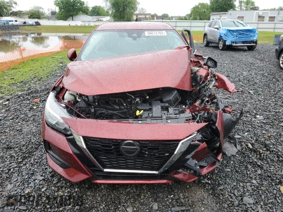 2020 Nissan Sentra SV z VIN 3N1AB8CV5LY306502, wystawiony jako Copart lot #56072765 z przebiegiem Nie podano mil oraz Szkoda całkowita • Salvage title. Historia ofert i sprzedaży dostępna na DreamBid. Obrazek 5.