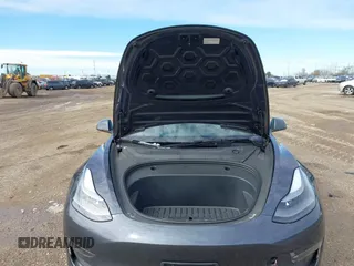 2023 Tesla Model 3 с VIN 5YJ3E1EA1PF716004, выставлен на аукционе IAAI как лот 41809672 с пробегом 2 775 миль миль и . История ставок и продаж доступна на DreamBid. Изображение 10.