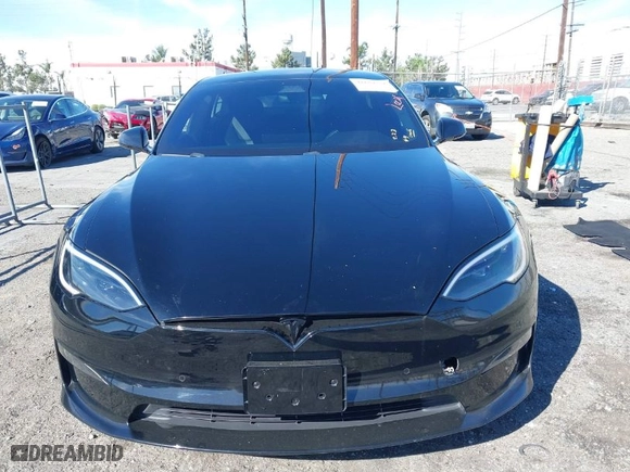 2022 Tesla Model S with VIN 5YJSA1E52NF488134, listed as a IAAI auction lot 41681556 with 1 mi miles. Bid and sale history available at carsss.com. Image 12.