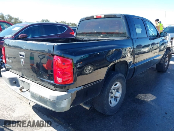 2005 Dodge Dakota ST with VIN 1D7HE28K45S157490, listed as a IAAI auction lot 41778765 with 187,575 mi miles and . Bid and sale history available at DreamBid. Image 4.