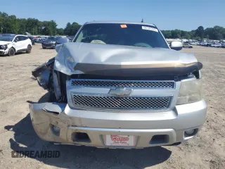 2011 Chevrolet Suburban LT с VIN 1GNSCJE08BR178193, выставлен на аукционе Copart как лот 58194335 с пробегом 228 143 миль миль и Чистый • Clean title. История ставок и продаж доступна на DreamBid. Изображение 5.