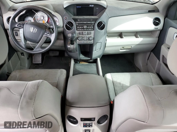 2015 Honda Pilot LX with VIN 5FNYF3H28FB021648, listed as a Copart auction lot 49292675 with 118,841 mi miles and Salvage Title. Bid and sale history available at carsss.com. Image 8.