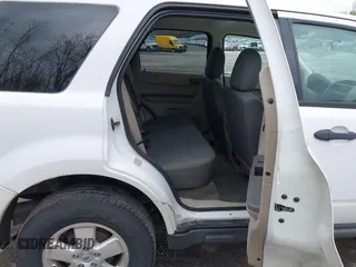 2012 Ford Escape XLS с VIN 1FMCU9C71CKA50893, выставлен на аукционе IAAI как лот 42158103 с пробегом 106 268 миль миль и . История ставок и продаж доступна на DreamBid. Изображение 8.