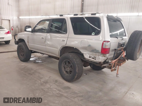 1998 Toyota 4Runner SR5 with VIN JT3HN86R1W0180174, listed as a IAAI auction lot 42065817 with 252,961 mi miles and . Bid and sale history available at DreamBid. Image 3.