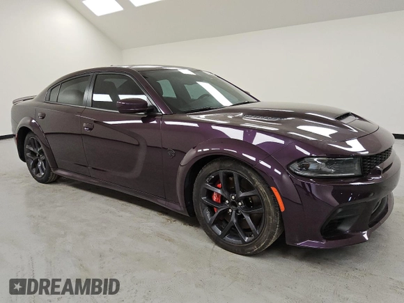 2022 Dodge Charger SRT Hellcat Redeye Widebody Jailbreak with VIN 2C3CDXL94NH117205, listed as a Copart auction lot 42099315 with 5,076 mi miles and Clean Title. Bid and sale history available at carsss.com. Image 4.