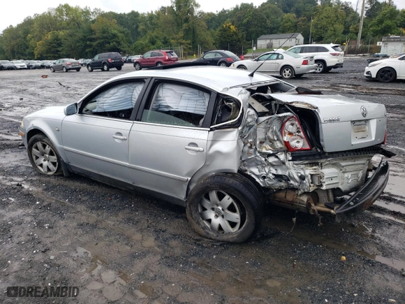 2003 Volkswagen Passat GLX with VIN WVWRH63BX3P342115, listed as a Copart auction lot 73956254 with 0 mi miles and Salvage Title. Bid and sale history available at carsss.com. Image 2.