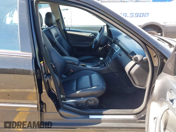 2005 Mercedes-Benz C 230 Kompressor с VIN WDBRF40J75F685297, выставлен на аукционе IAAI как лот 42234956 с пробегом 234 741 миль миль и . История ставок и продаж доступна на DreamBid. Изображение 5.