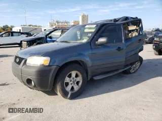 2006 Ford Escape XLT with VIN 1FMYU03156KA57685, listed as a Copart auction lot 77345044 with 0 mi miles and Salvage Title. Bid and sale history available at carsss.com. Image 1.