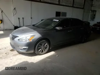 2015 Nissan Altima SV z VIN 1N4AL3AP5FC572770, wystawiony jako Copart lot #50510935 z przebiegiem 122 851 mil mil oraz Szkoda całkowita • Salvage title. Historia ofert i sprzedaży dostępna na DreamBid. Obrazek 1.